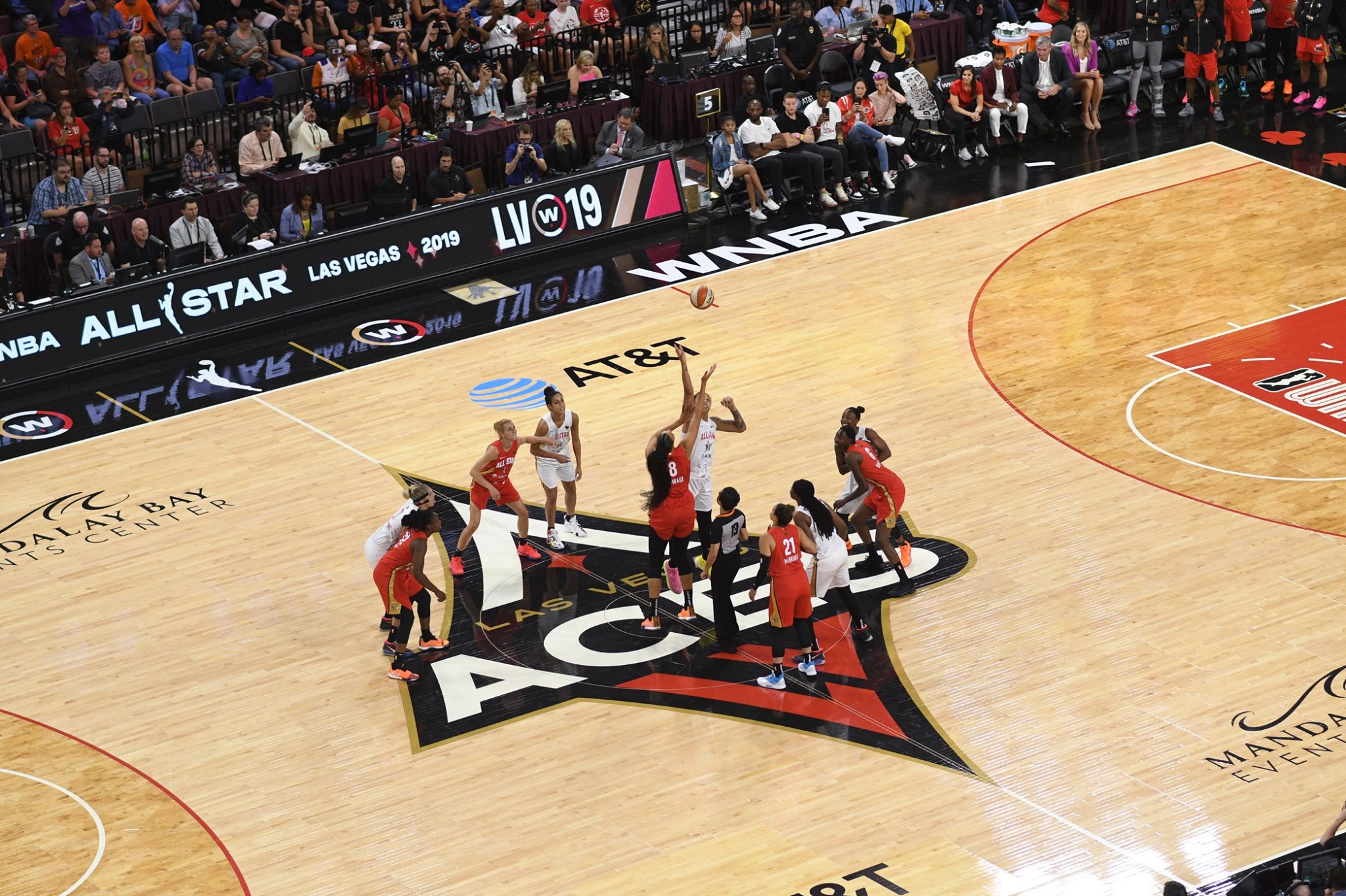 WNBA approves sale of Las Vegas Aces to Raiders owner Mark Davis