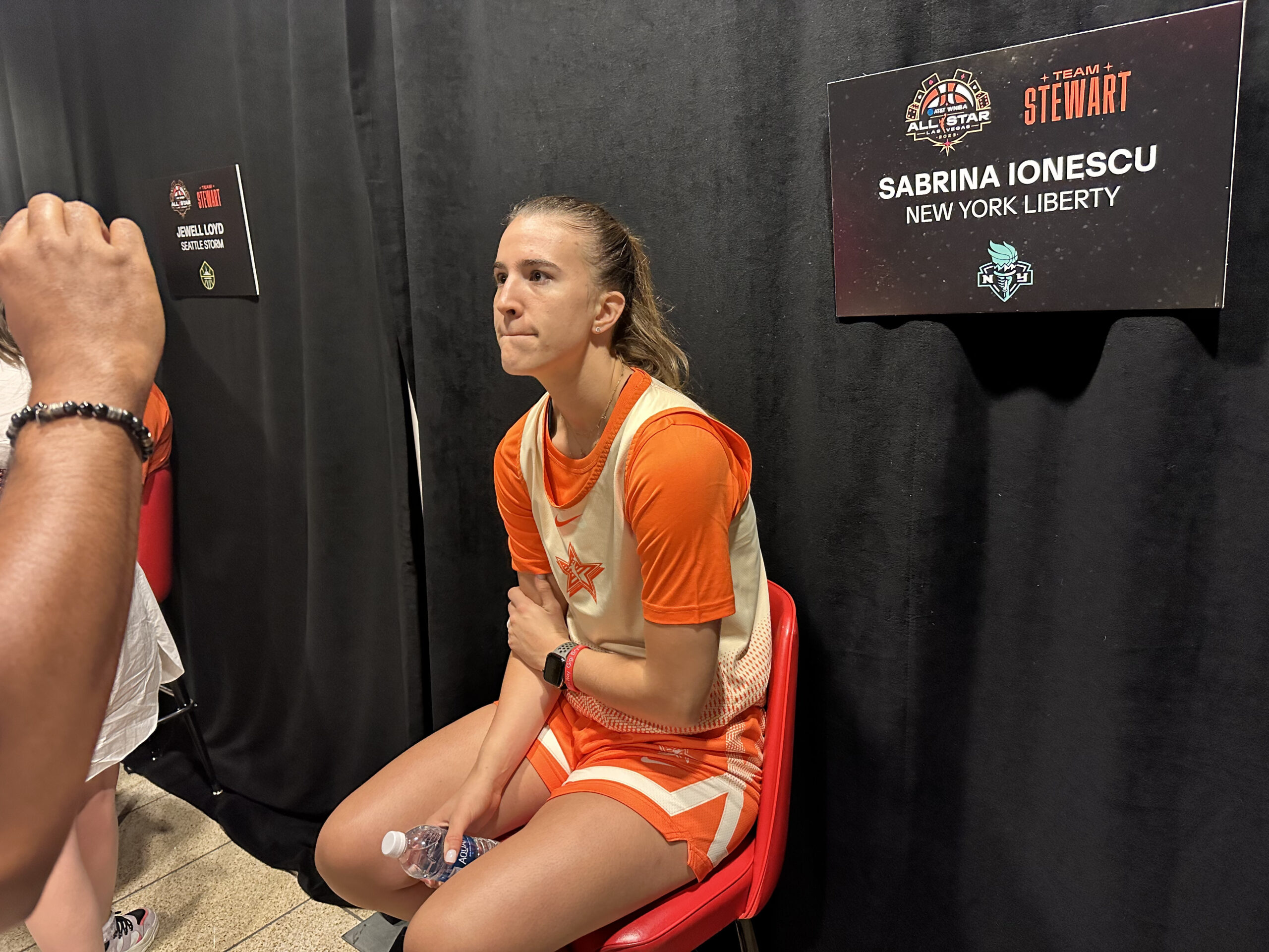 Sabrina Ionescu sets WNBA and NBA all-time record in three-point
