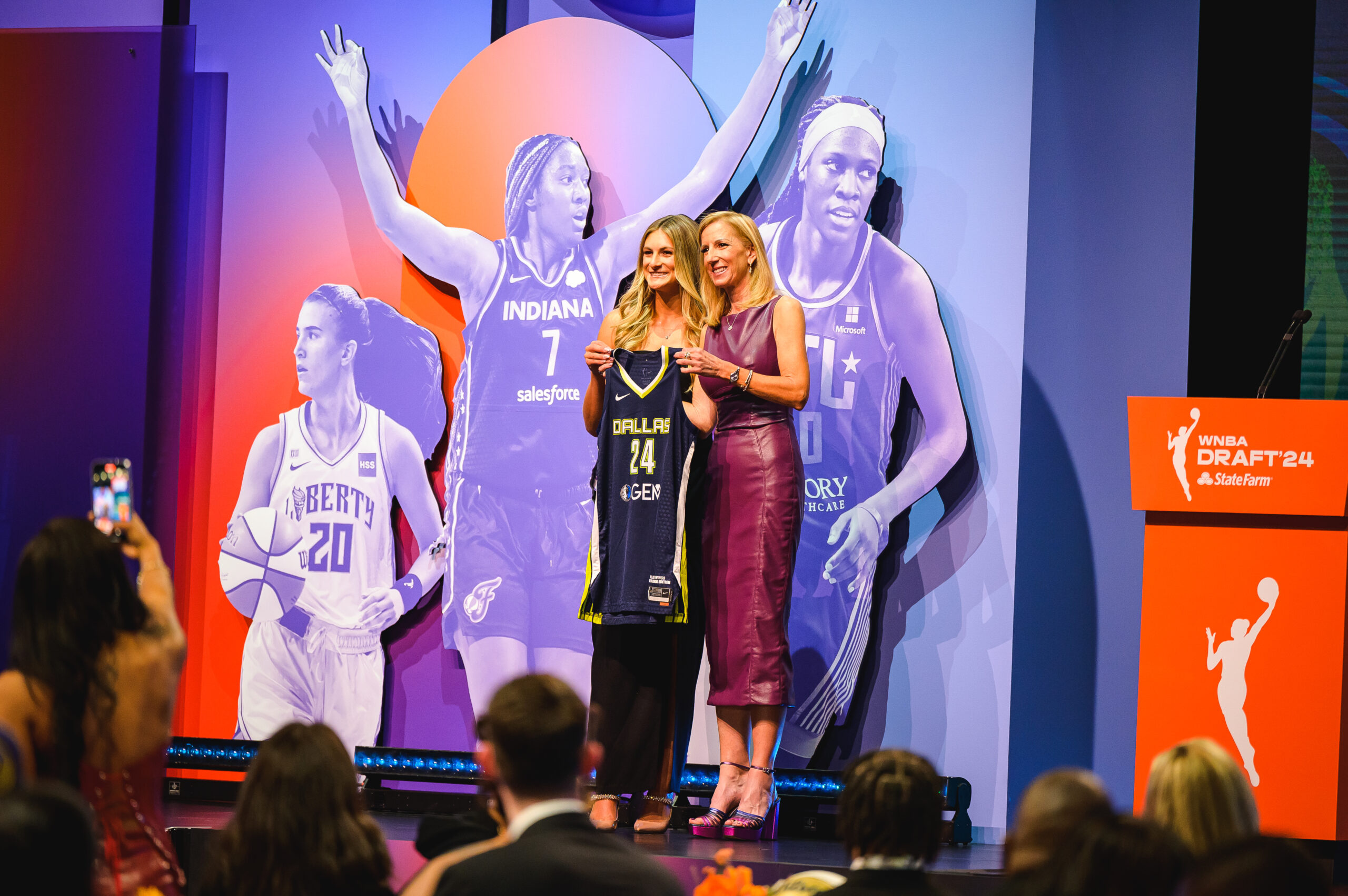 Paige, Texas? Dallas Wings win 2025 WNBA Draft Lottery and first